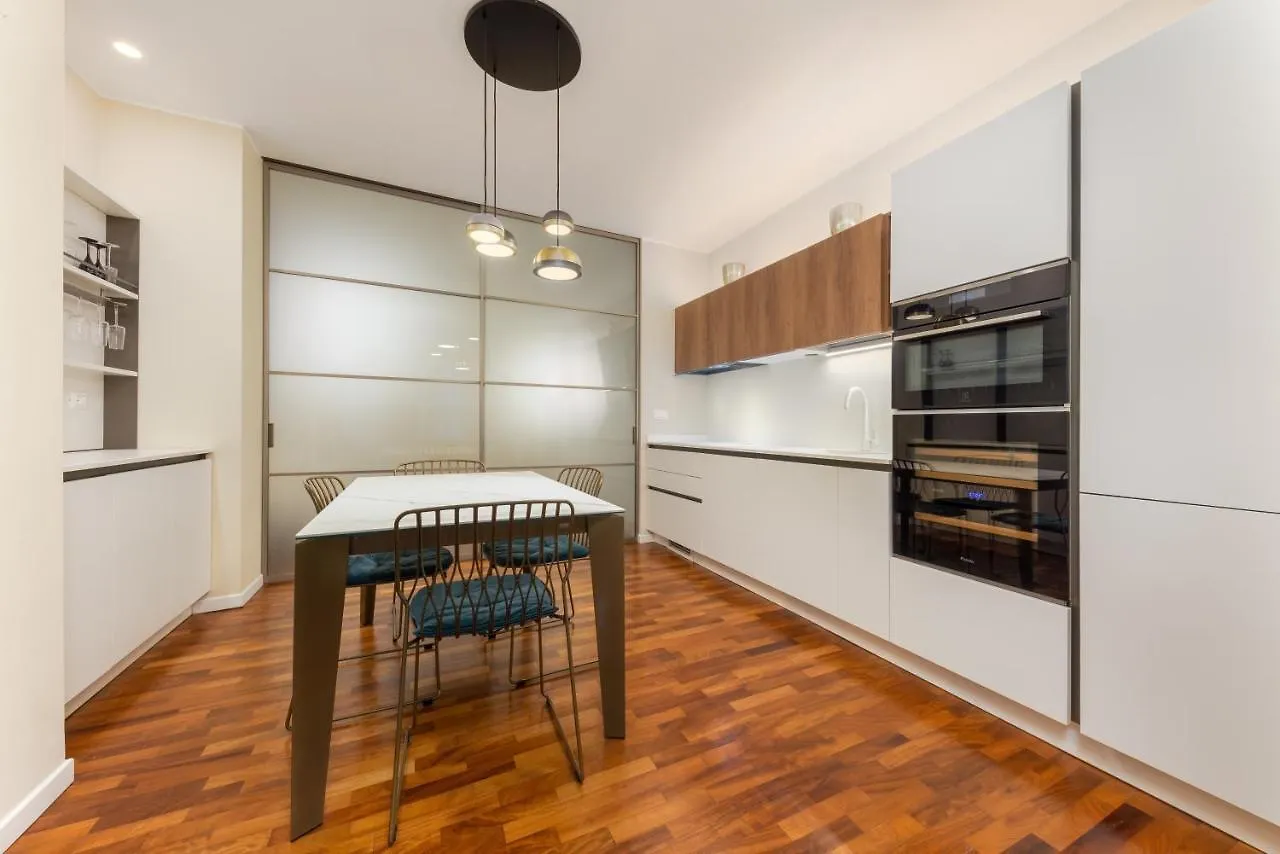 Apartment Casa Da Suite Costanza Milan Italy
